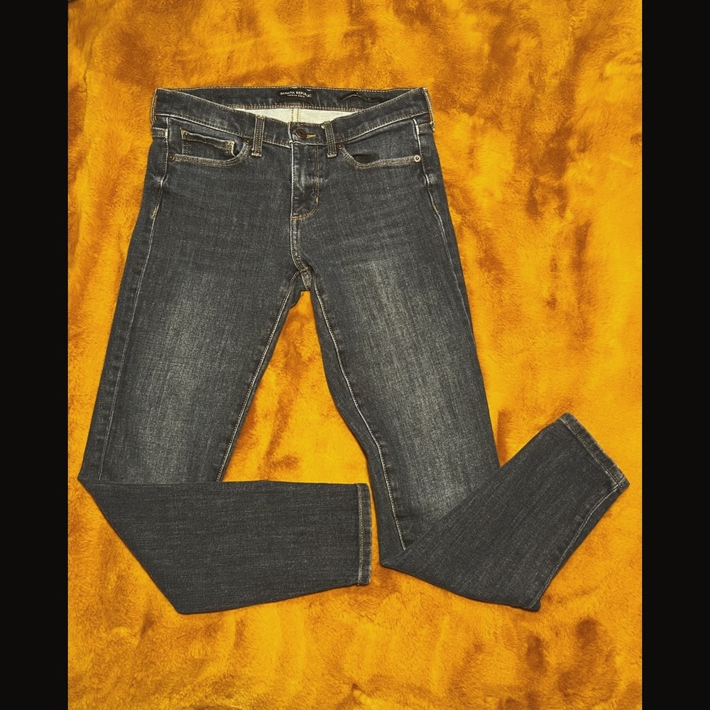 Banana Republic • Skinny Jean